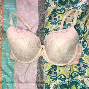 Victoria’s Secret bra